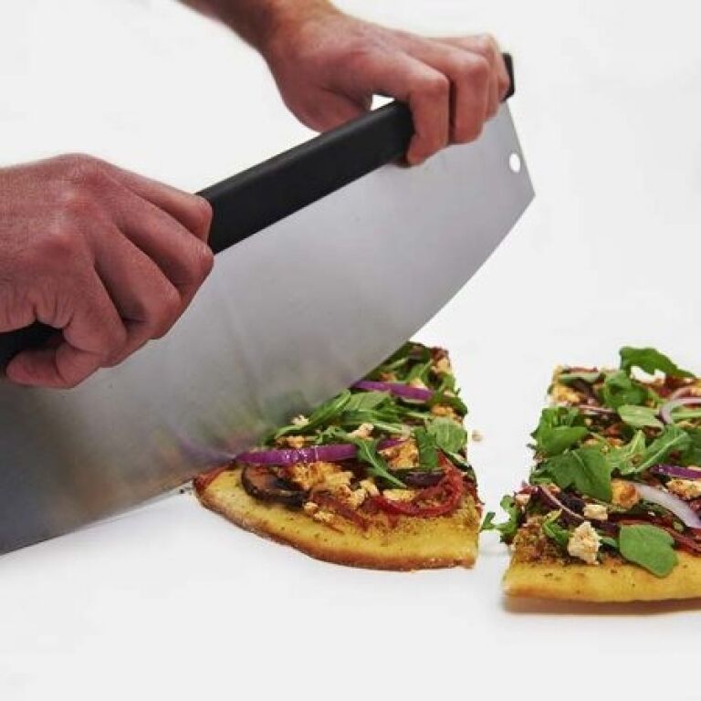 BARBACOAS Y ACCESORIOS CUCHILLA DE PIZZA MEDIALUNA
